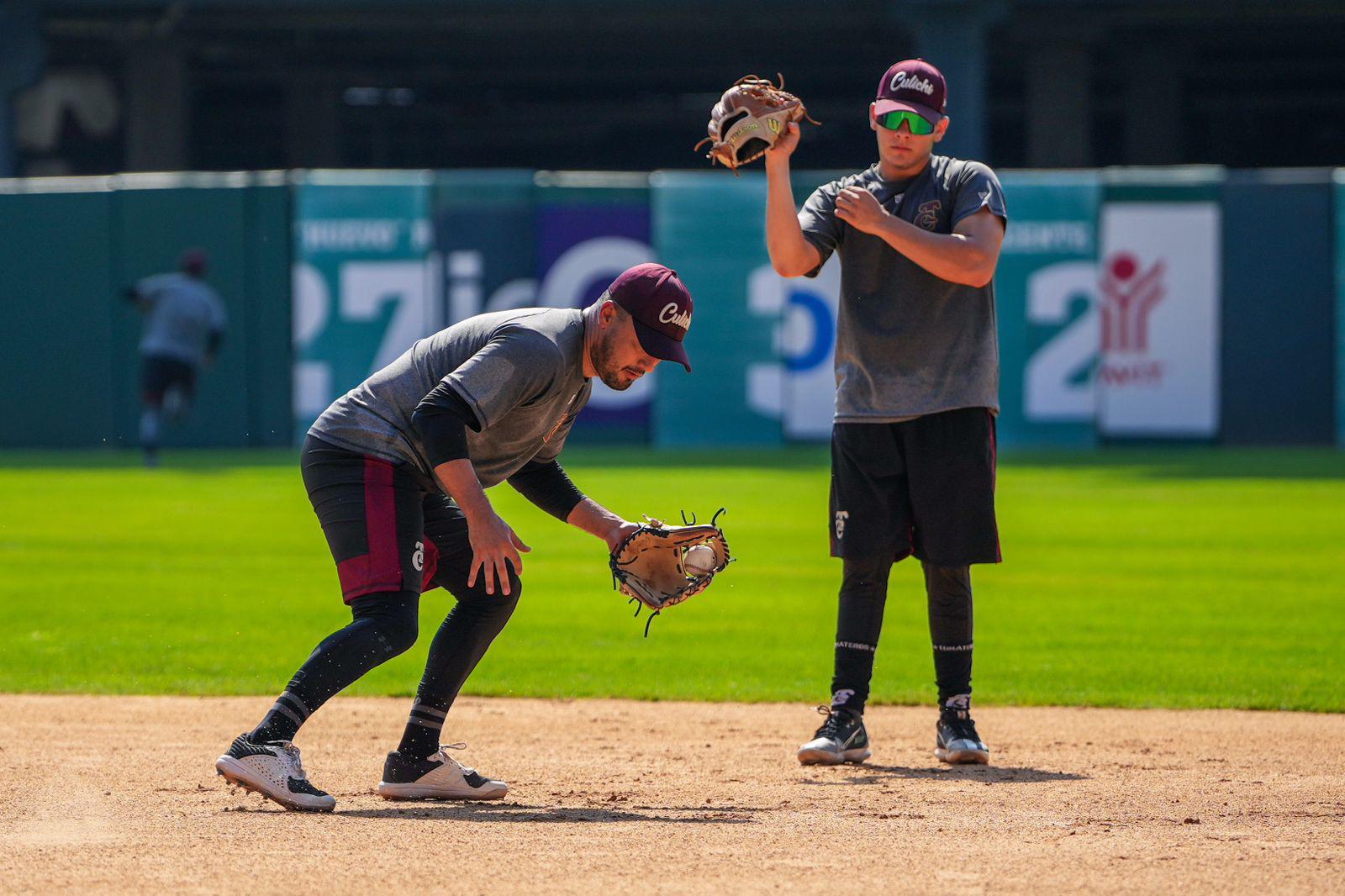 $!Emmanuel Ávila, Édgar Arredondo y Hansen López inician su preparación con Tomateros de Culiacán