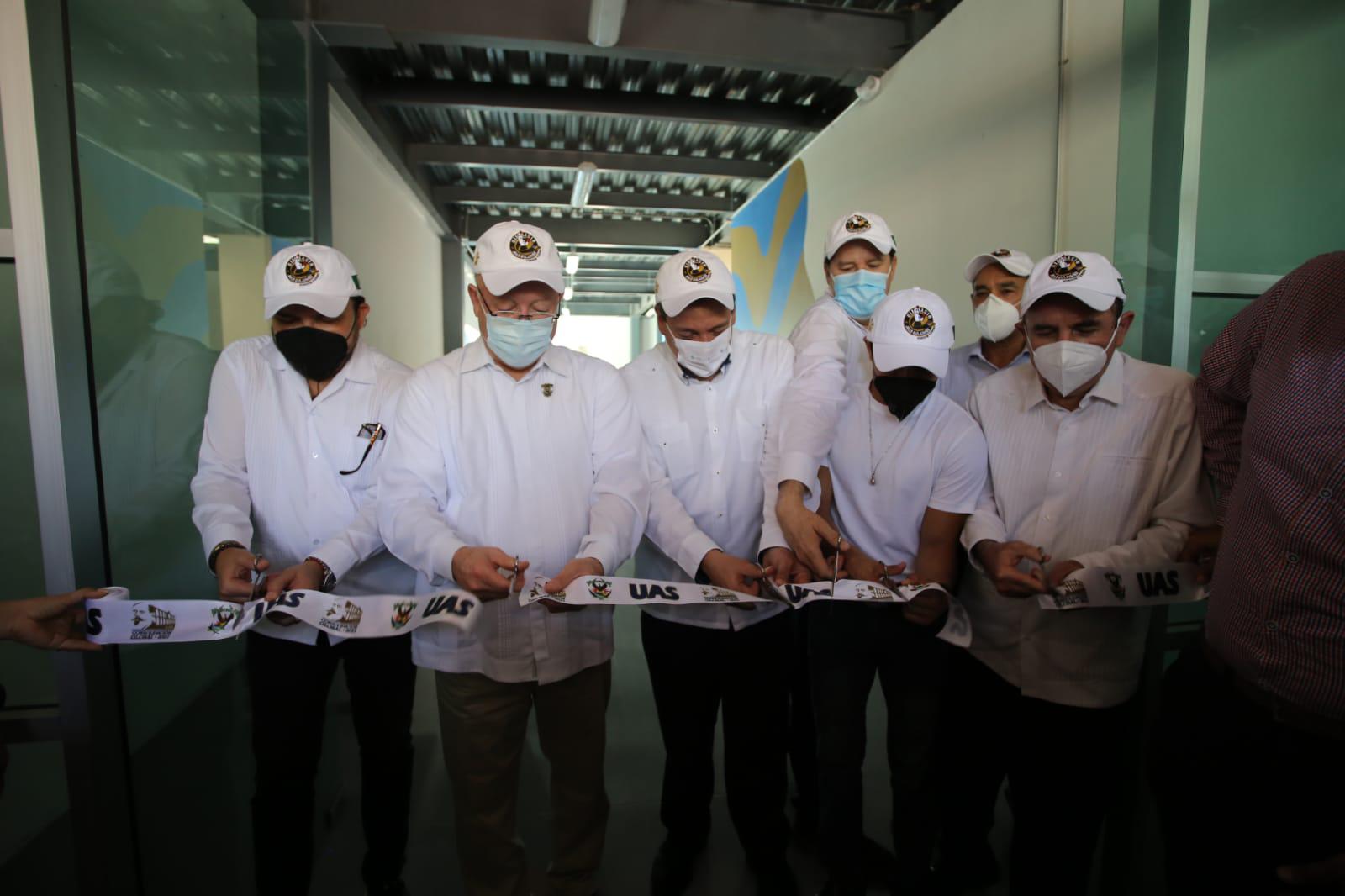 $!Inauguran Gimnasio José Sulaimán en la UAS