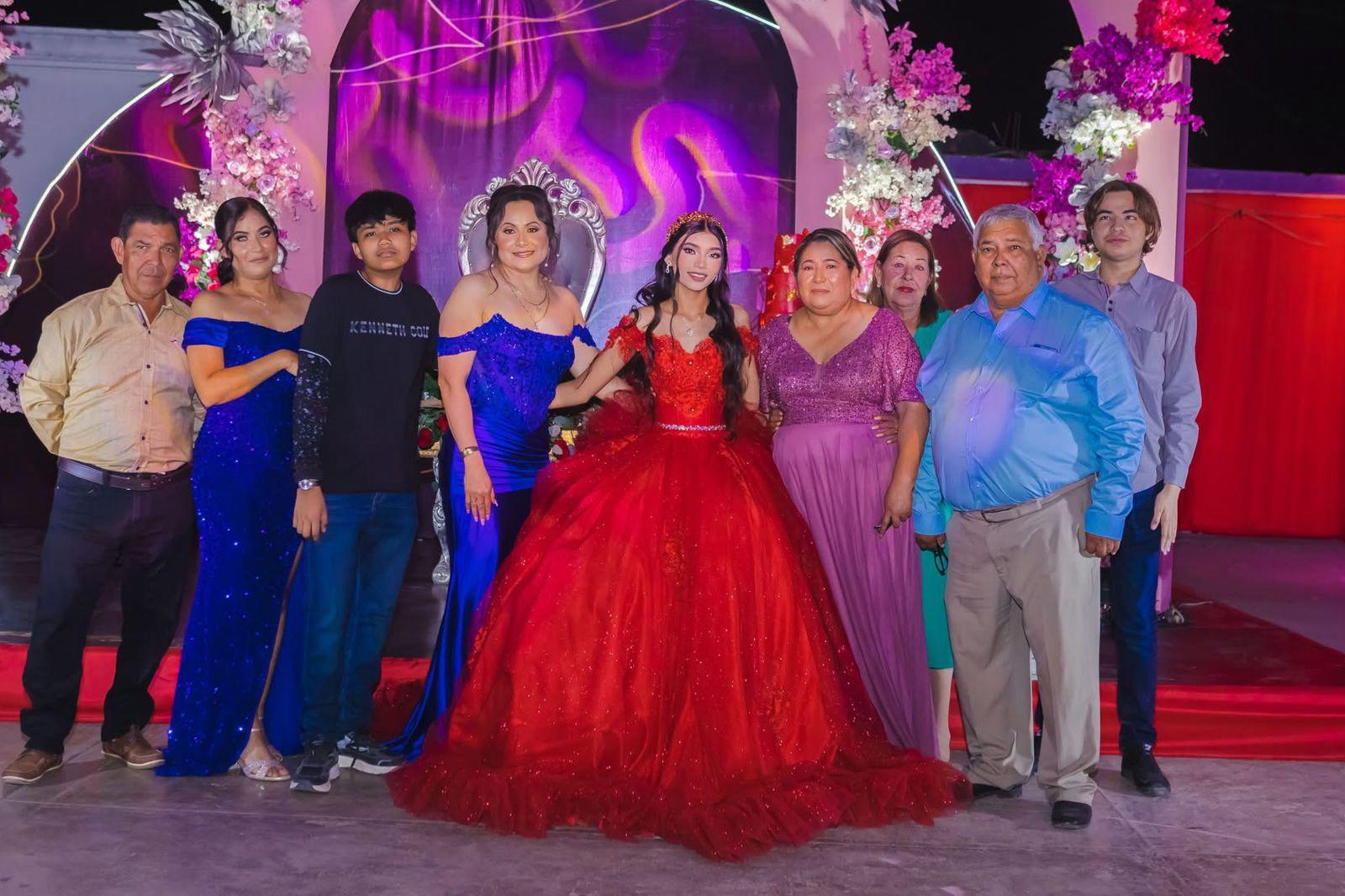 $!Mario Orantes, Briseida Flores, Leyton Flores, Linda Olascoaga, Oyuki Loc, Ángela Hernández, Rosalina Guzmán, David Betancourt y David Flores.