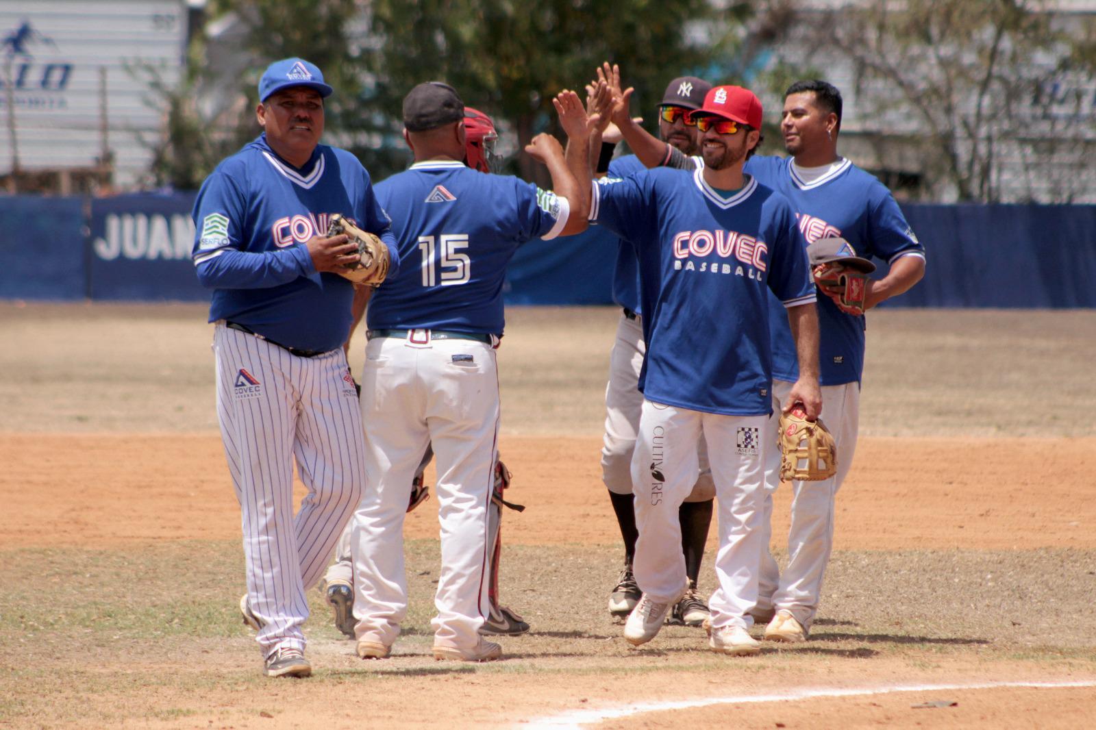 $!Covec frena a Promoplay en Liga de Beisbol de 40 Años y Más