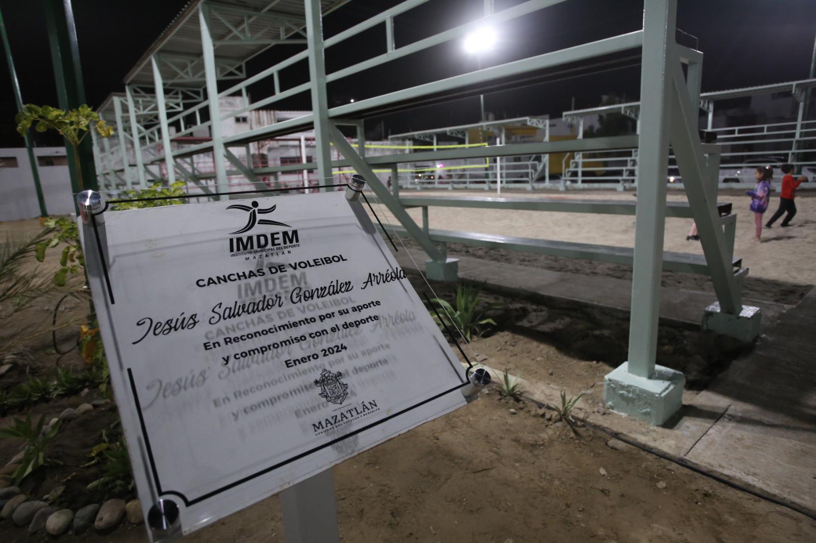 $!Embellecen al voleibol mazatleco con nuevas instalaciones en la Sahop