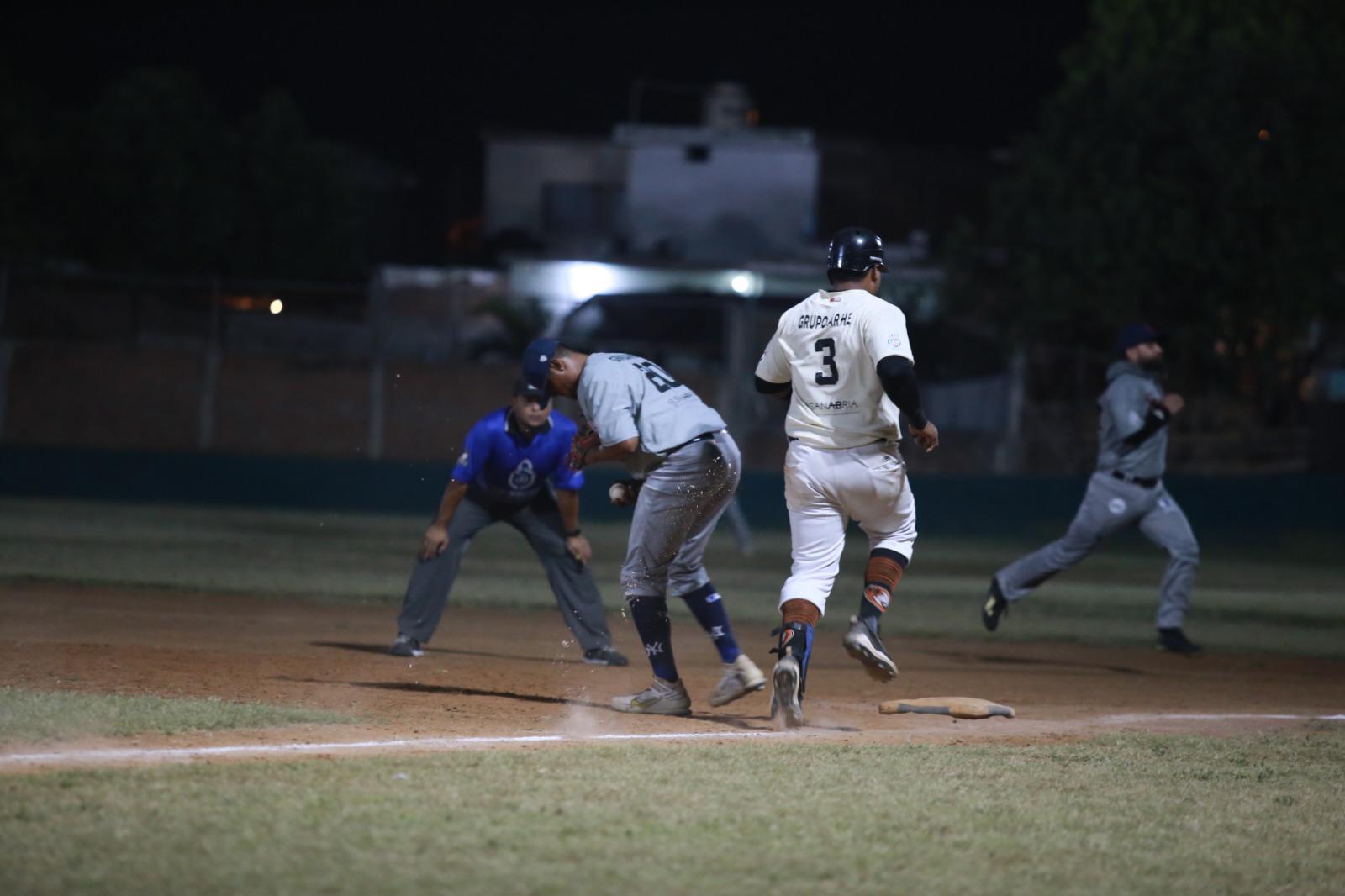 $!Cobras inyecta su ‘veneno’ sobre El Competidor