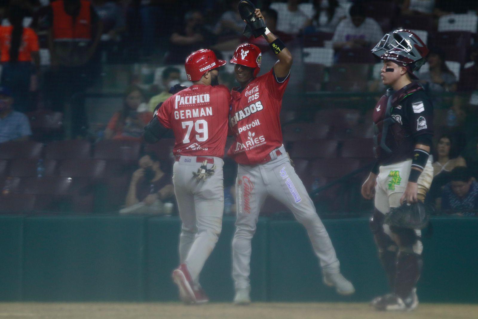 $!Tomateros comienza con el pie derecho su lucha por el tricampeonato de la LMP