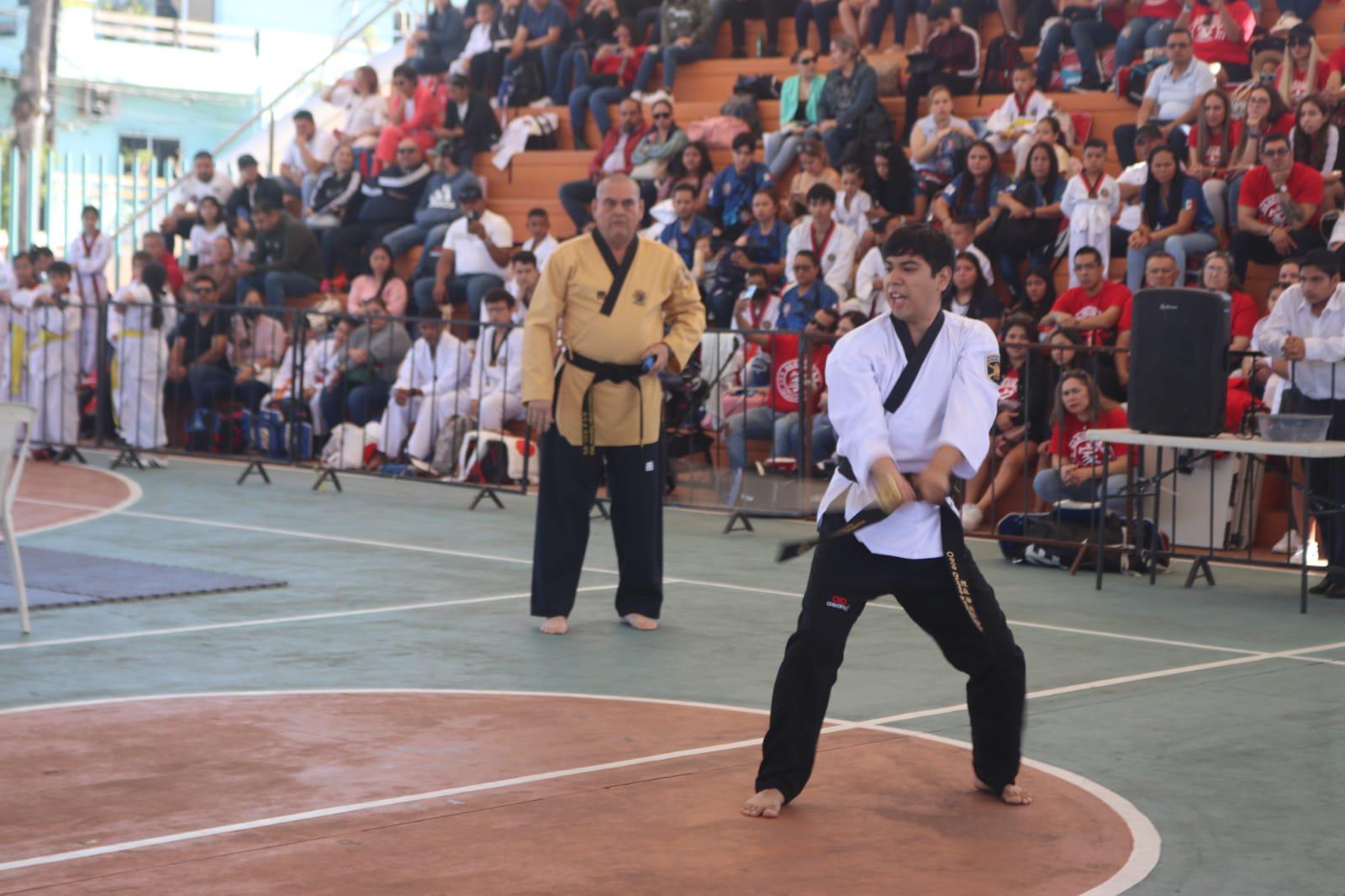 $!Compiten más de 250 atletas en Segunda Copa Perla del Pacífico de Taekwondo