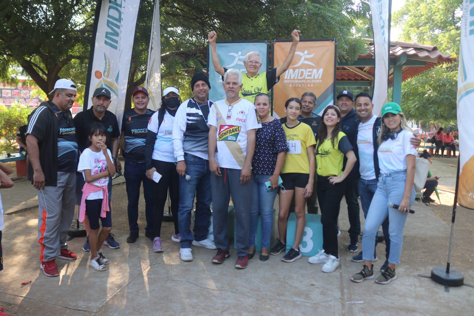 $!Sustaita y Hernández dominan carrera en Santa Teresa