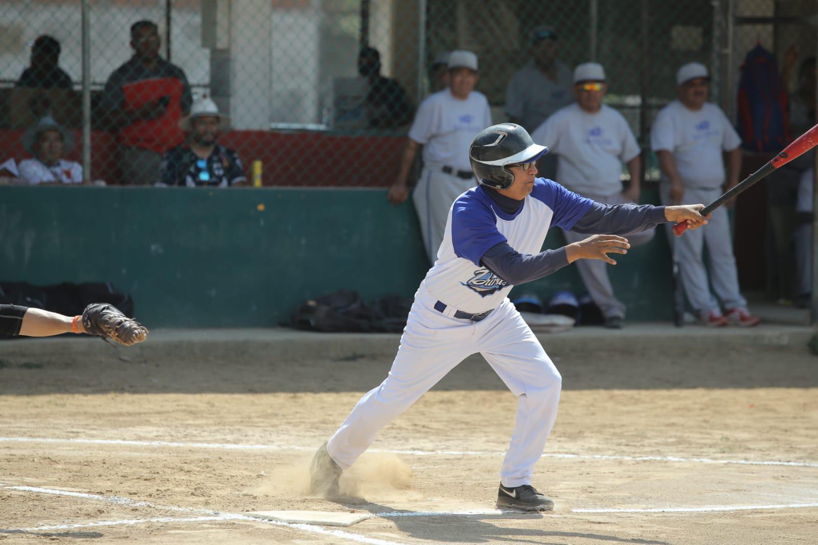 $!Saltillo golpea primero a Durango al arrancar en Mazatlán Nacional de Beisbol Samay’s