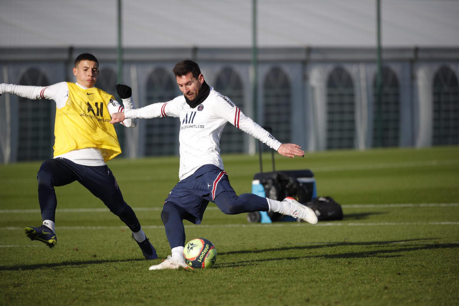 $!Lionel Messi da positivo a Covid-19, confirma el PSG; ya está en aislamiento