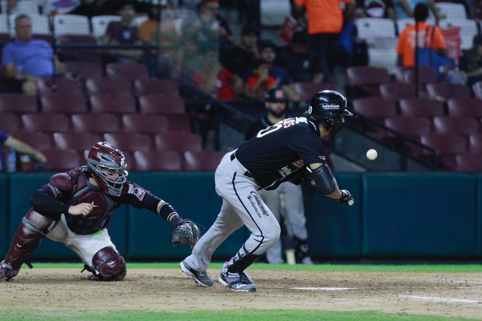 $!Naranjeros supera a Tomateros para empatar el Clásico de la LMP