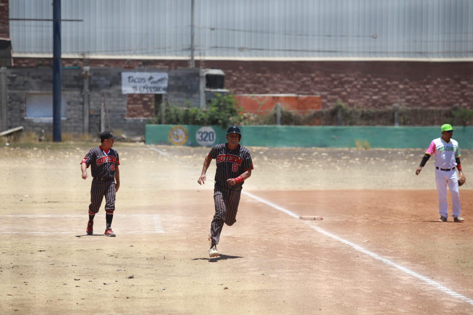 $!Definen este domingo a finalistas de Liga de Beisbol de 40 años y más
