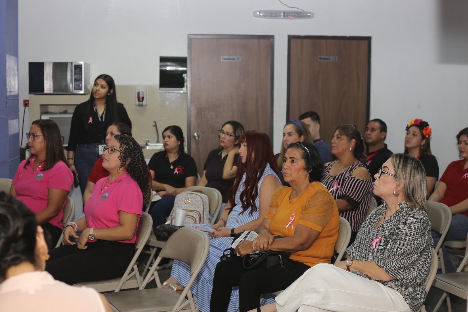 $!Colaboradoras de Datemex asistieron a la charla.