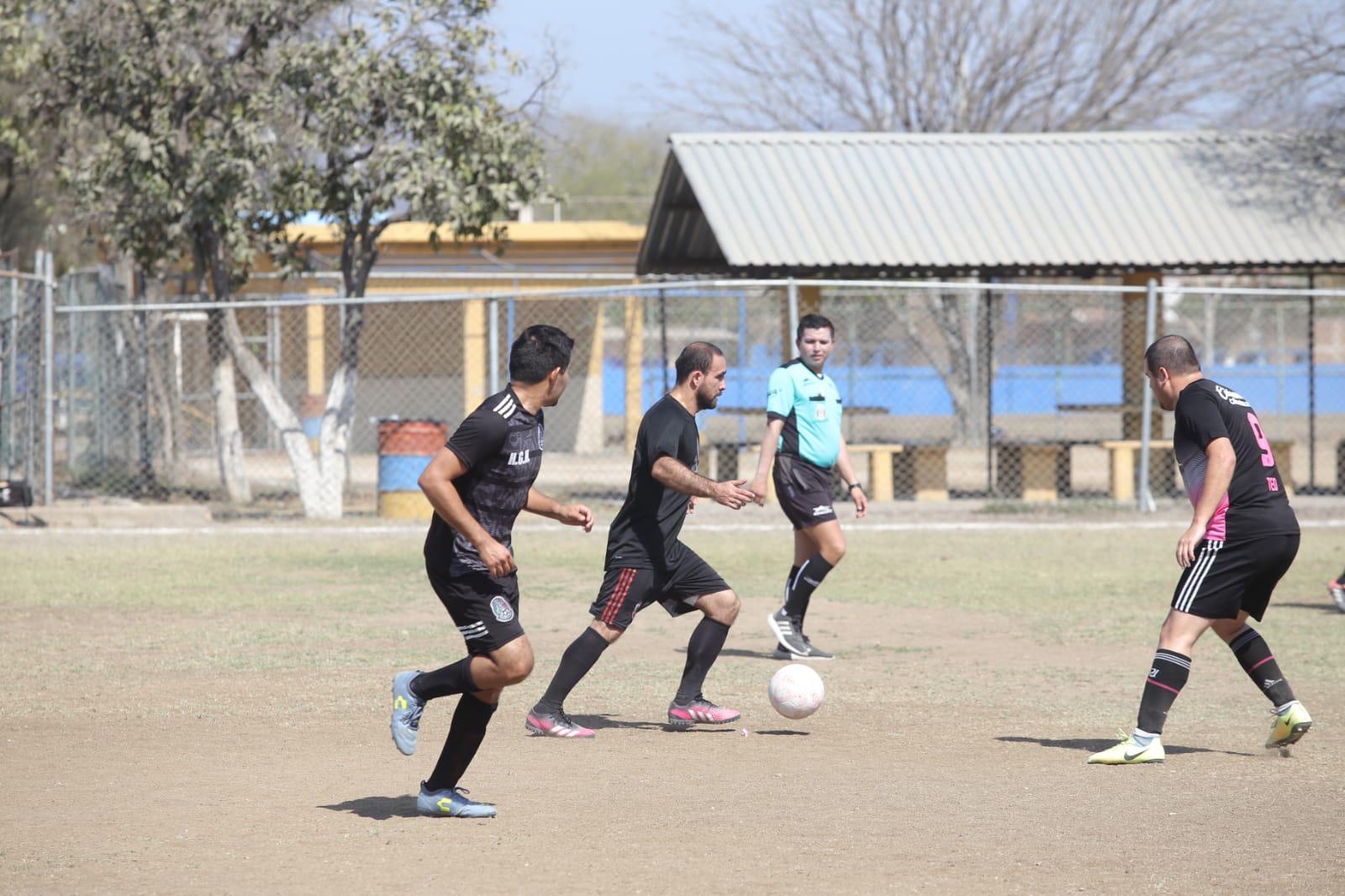 $!Hospital General detona todo su arsenal en el Futbol Intermédicos