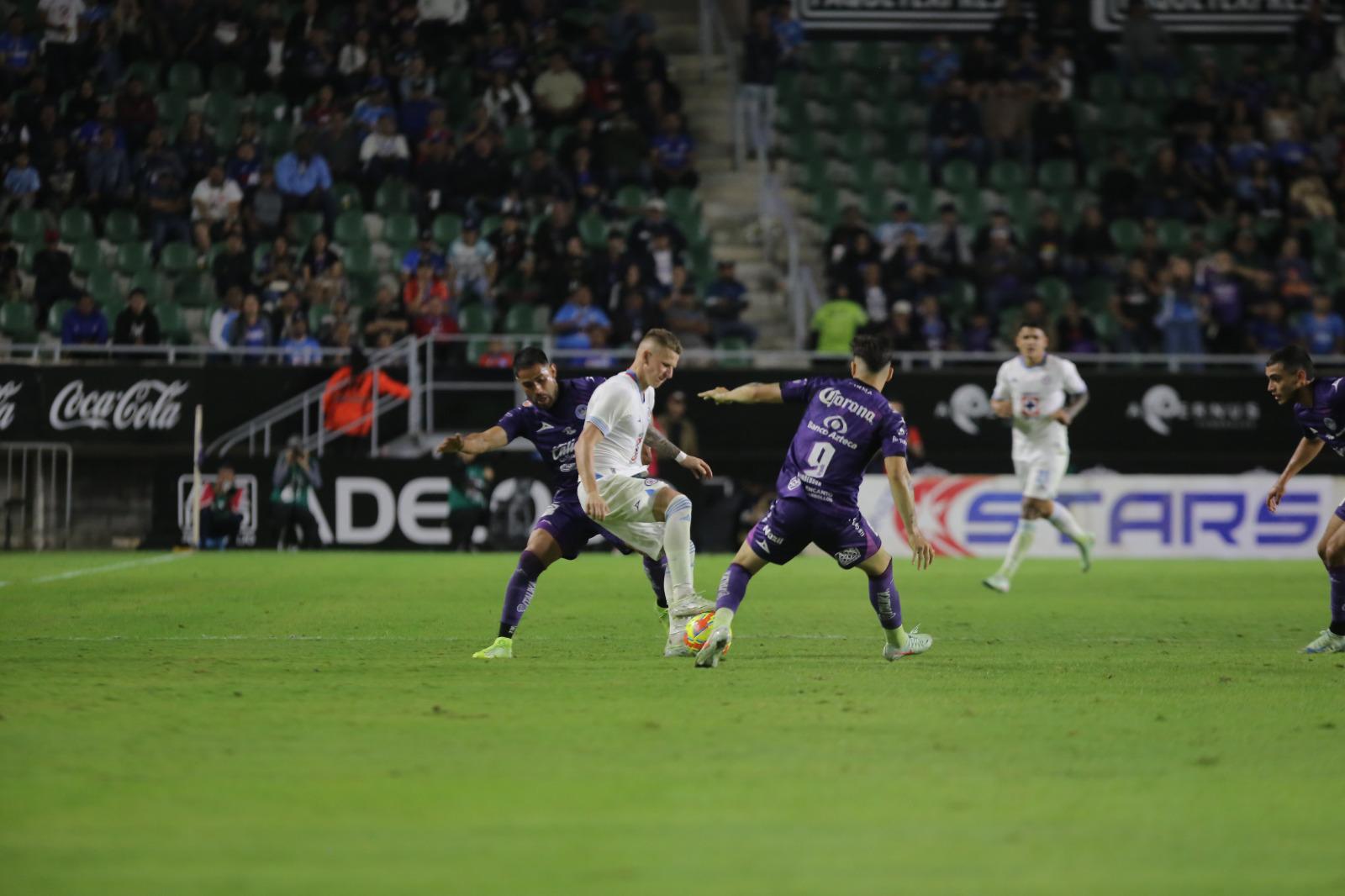 $!Mazatlán rescata valioso empate ante Cruz Azul en El Encanto