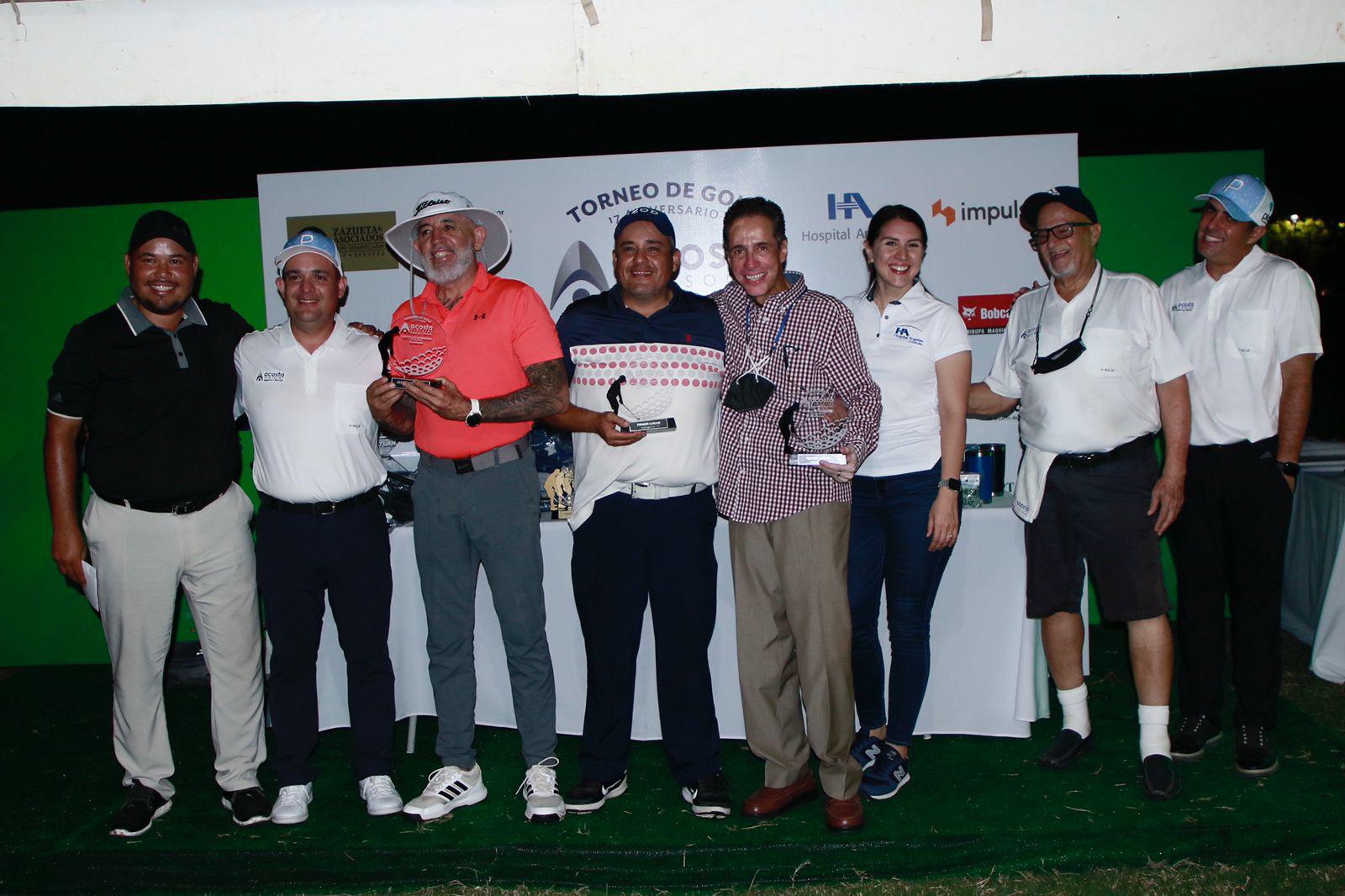 $!Humberto Choza, Juan Carlos Segura, y Agustín Madrigal, ganan en la categoría C.