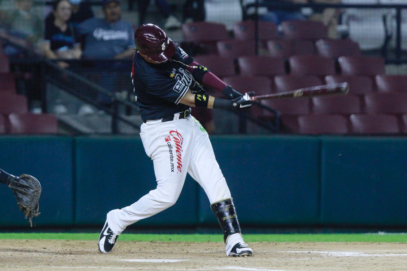 $!Tomateros de Culiacán vence a Algodoneros de Guasave en kilométrico juego