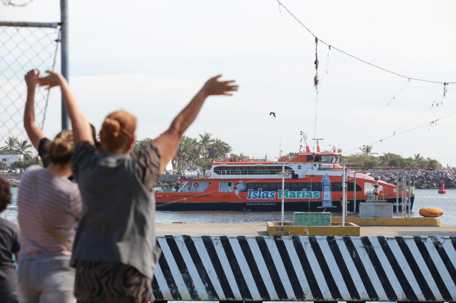 $!Sale de Mazatlán el primer viaje turístico hacia las Islas Marías