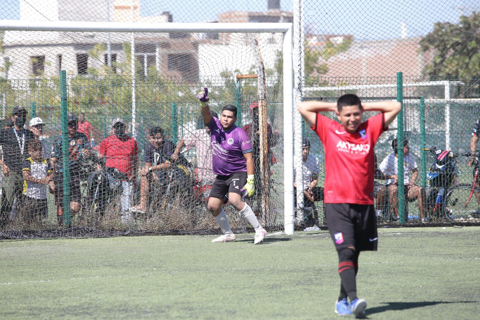 $!Construcciones Covec levanta la Copa de la Primera Fuerza