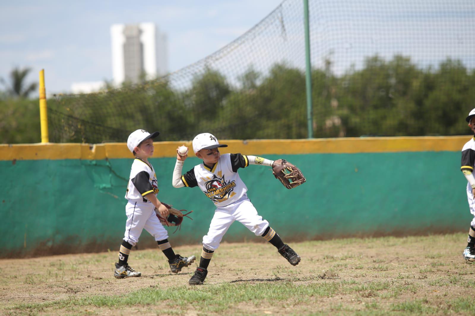 $!Emocionante arranque en Nacional de Beisbol Pañalitos