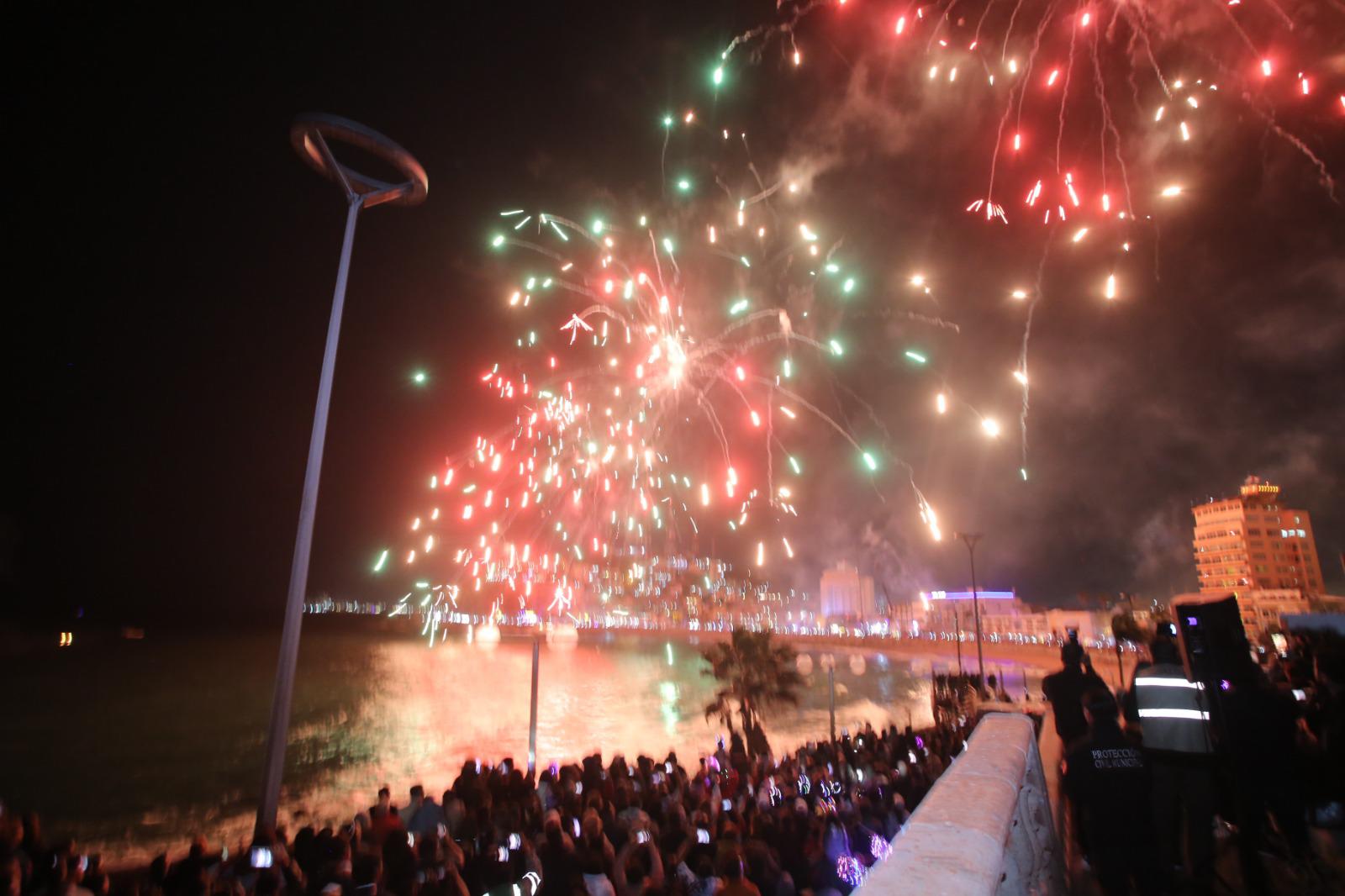 $!Olas Altas tuvo lleno total el sábado de Carnaval
