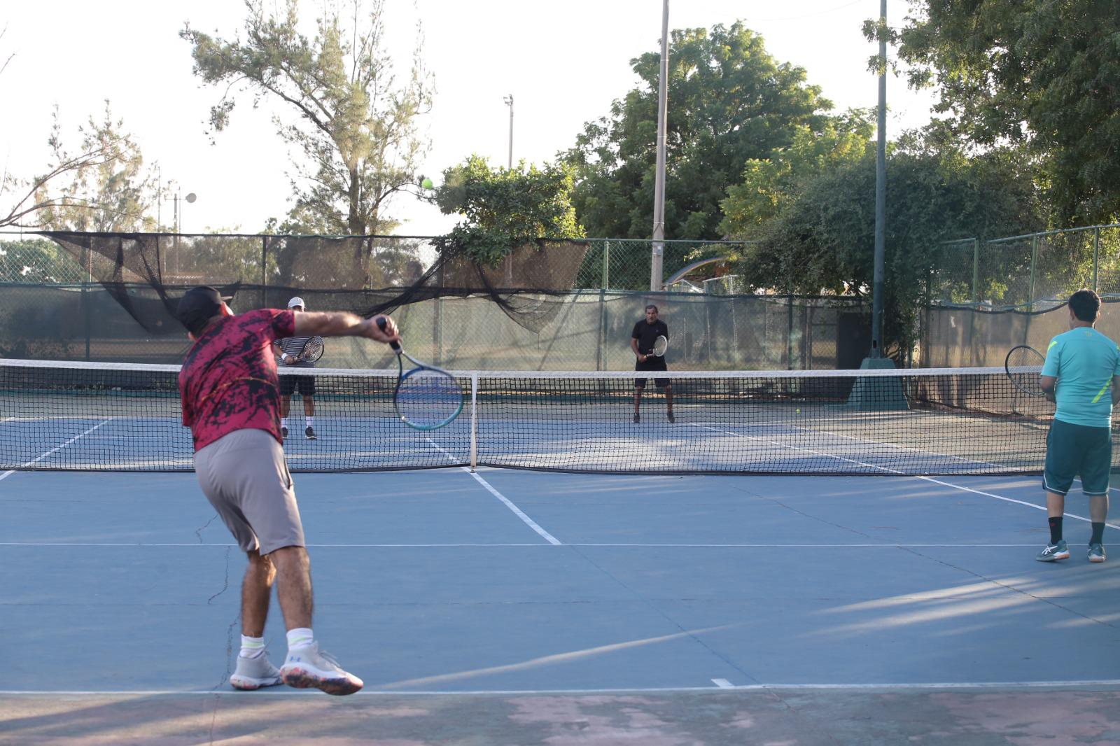 $!Vázquez y Mendoza imponen condiciones en Torneo del Pavo