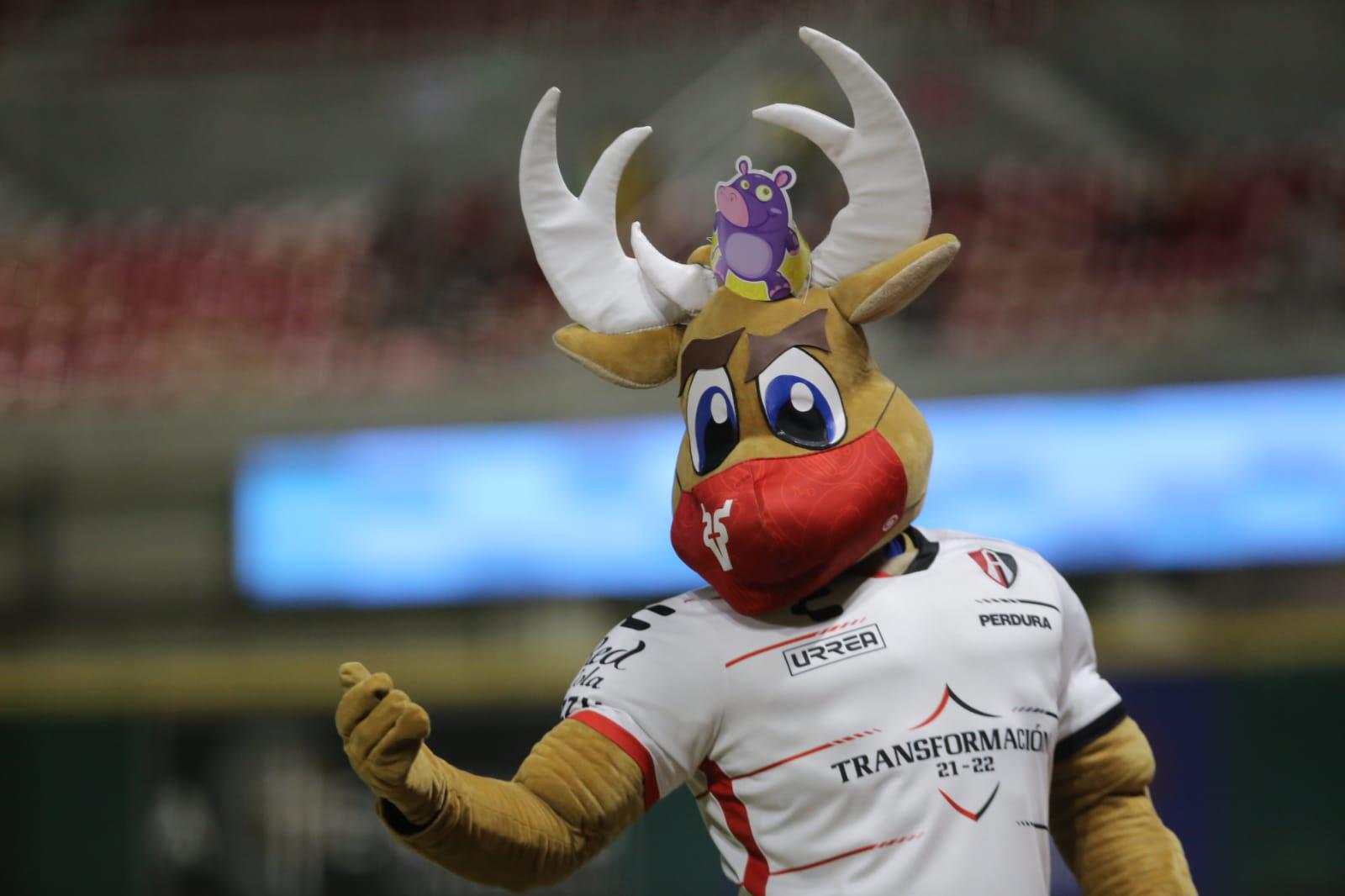 $!Édgar Torres domina la ofensiva de Sultanes y Venados pega primero en la serie