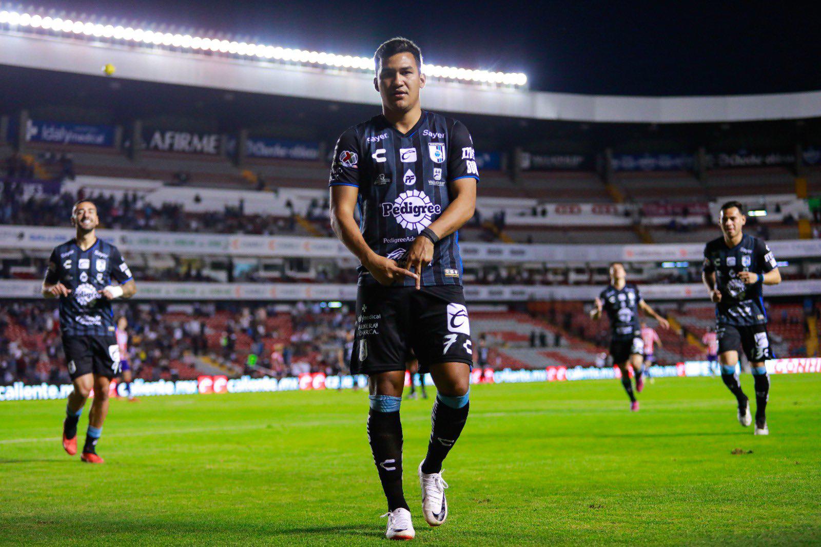 $!Querétaro aplastó a un desordenado Atlético San Luis en el Clásico de la 57