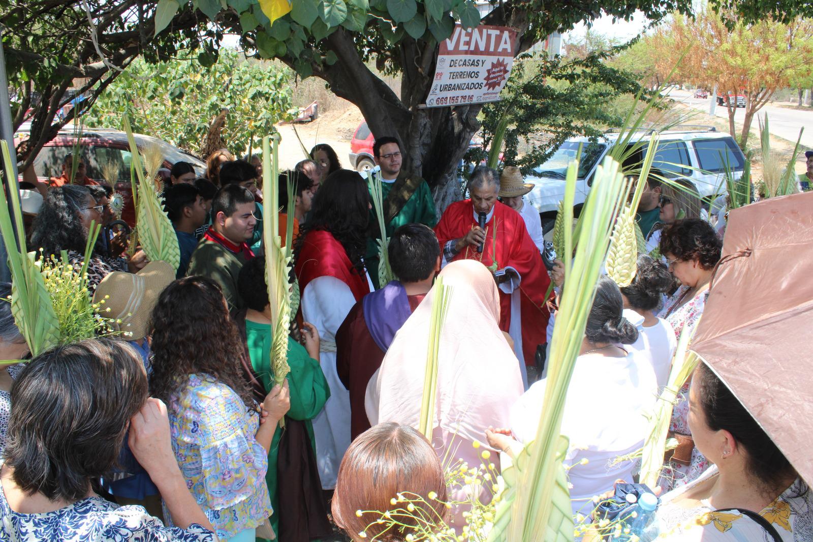 $!Párroco de El Rosario llama a fieles en Domingo de Ramos a vivir ‘santamente’ esta Semana Santa