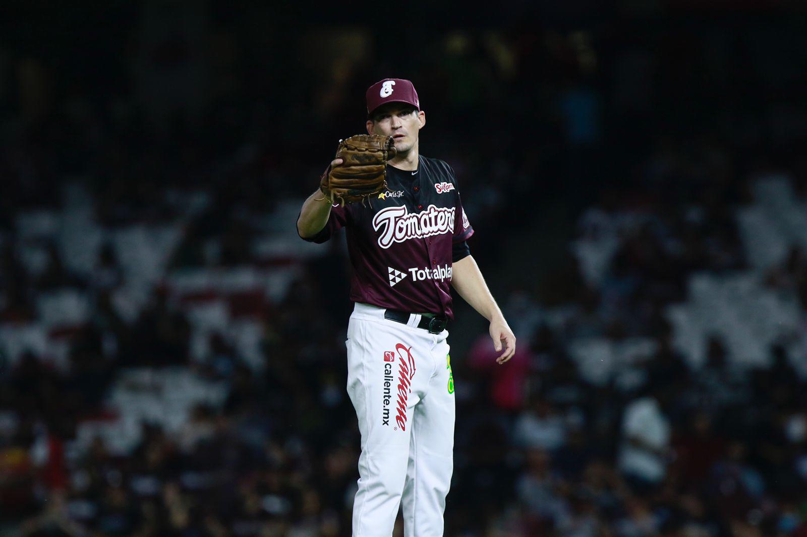 $!Tomateros comienza con el pie derecho su lucha por el tricampeonato de la LMP