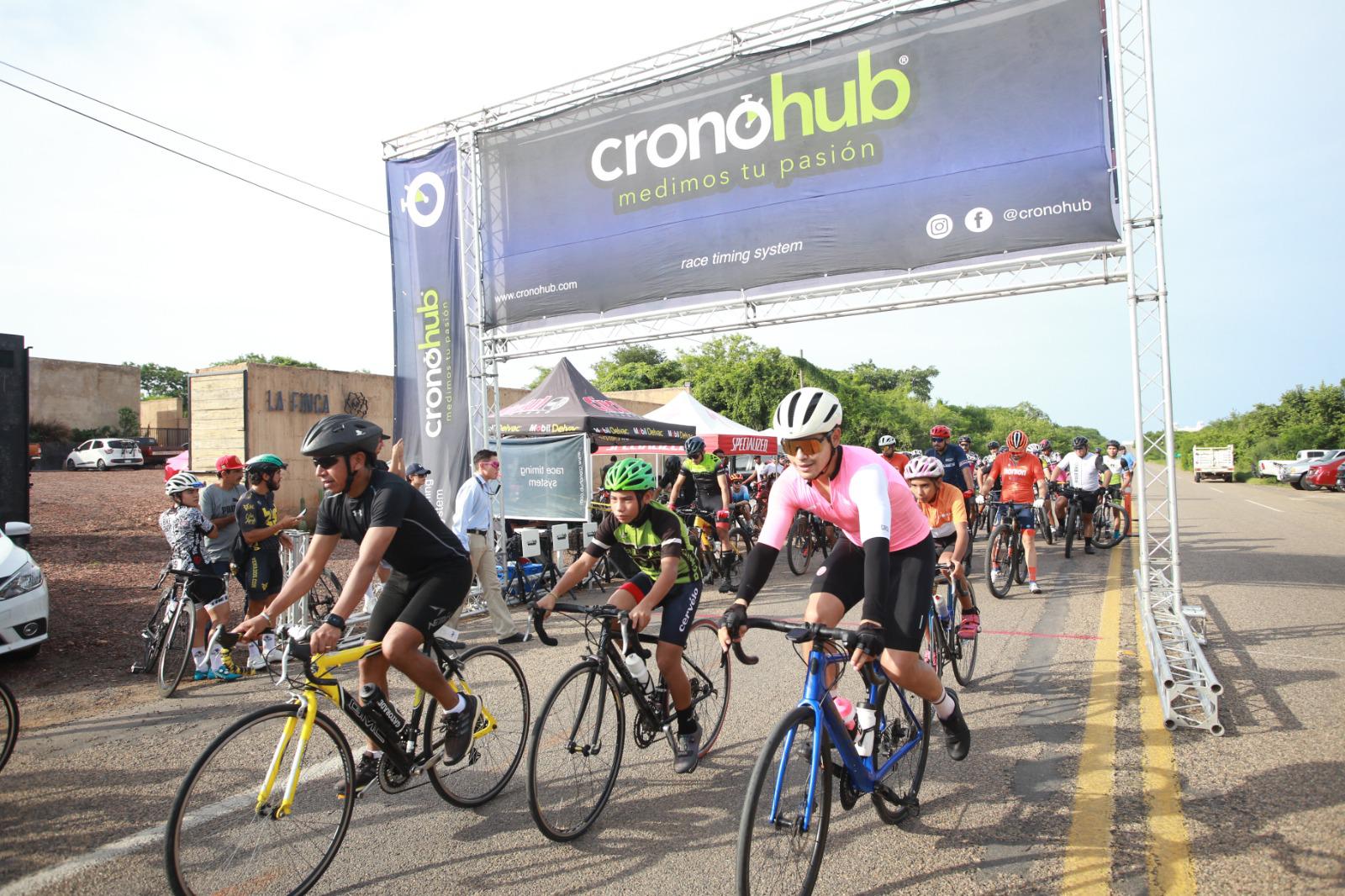 $!Marco Borja y Gabriela García dominan la Elite de Vuelta Ciclista Sinaloense