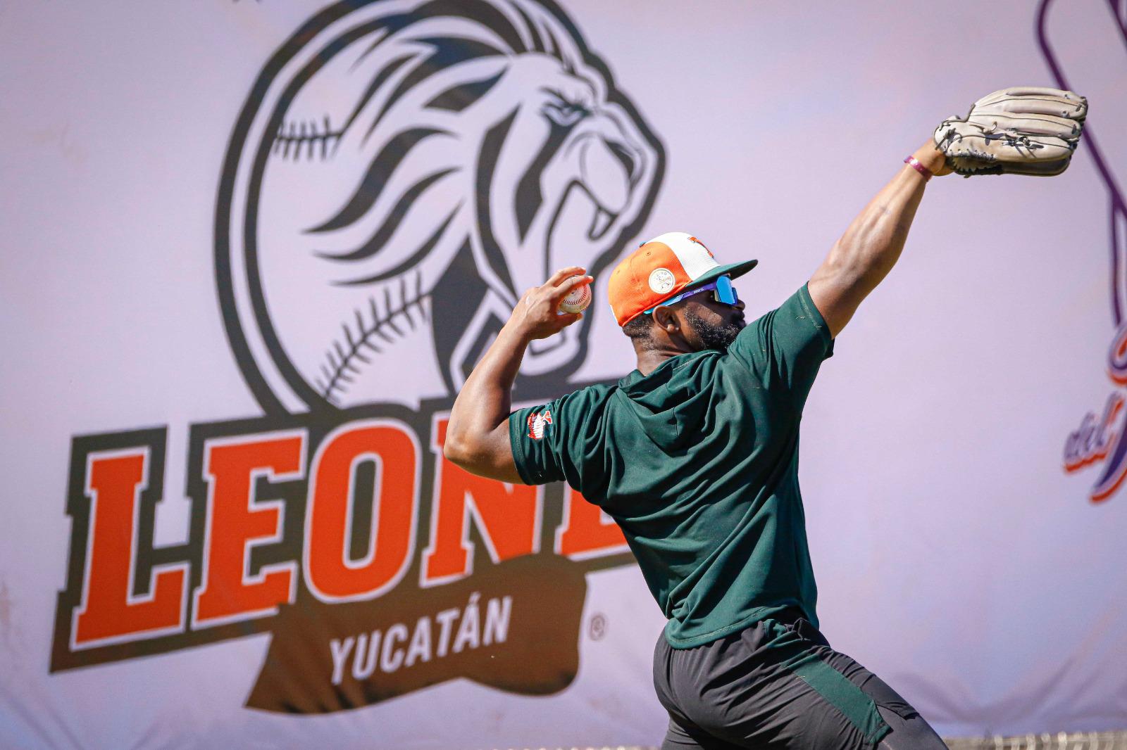 $!Técnicas, mecánica y trabajo duro derrochan Leones de Yucatán en Mazatlán