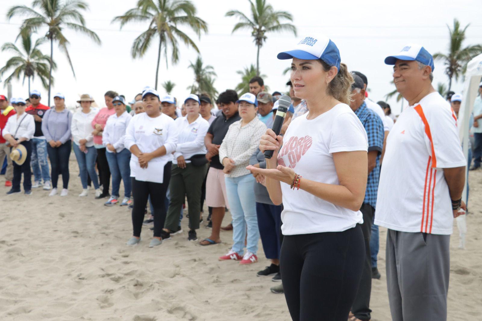 $!Alrededor de 200 voluntarios se unen para limpiar las playas en Rosario