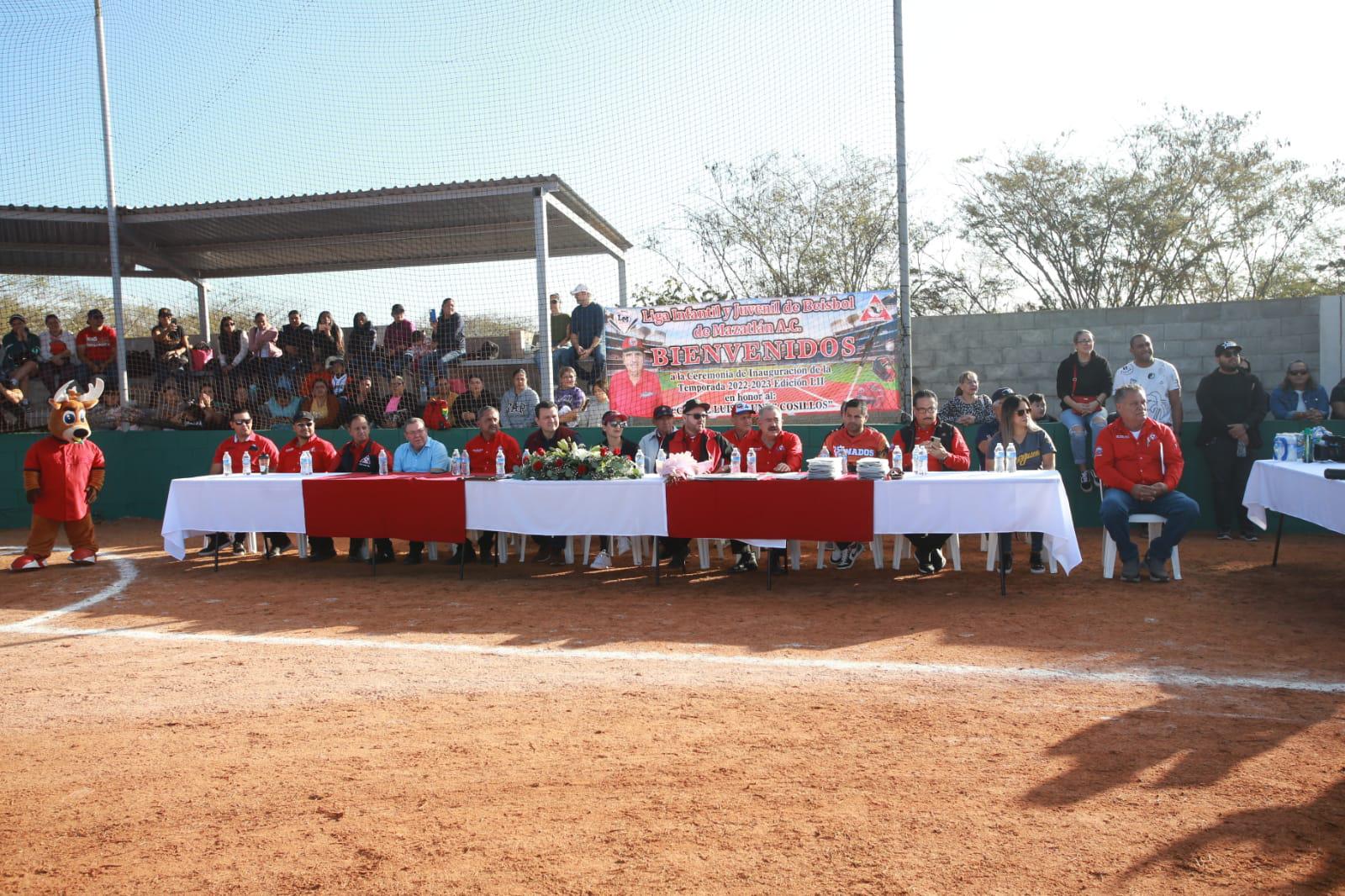 $!Estrena Liga Mazatlán instalaciones con nueva temporada de beisbol