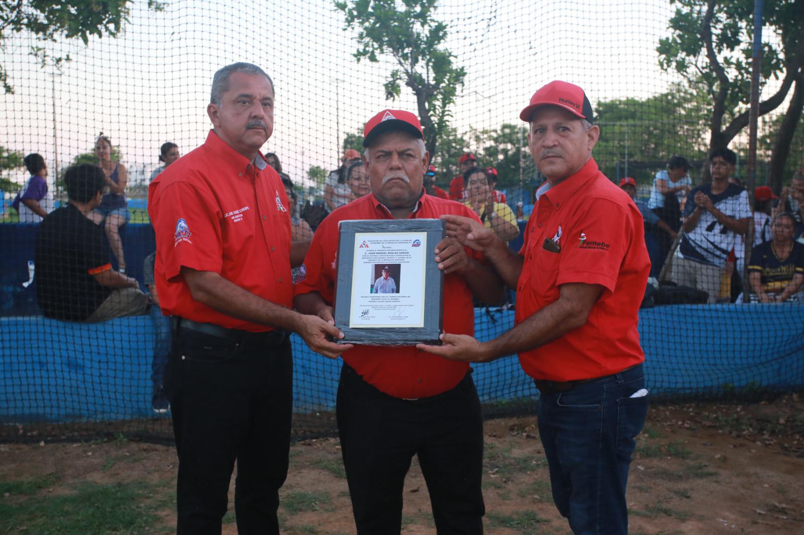 $!Cantan playball en Nacional de Regiones 11-12 años, en Muralla