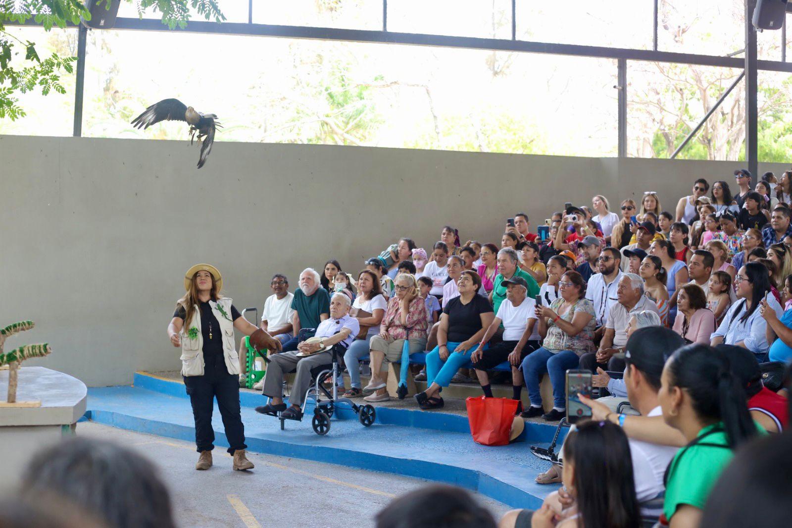$!Hijos de trabajadores de Datemex celebran el Día del Niño con una ‘exploración’ en el Gran Acuario de Mazatlán