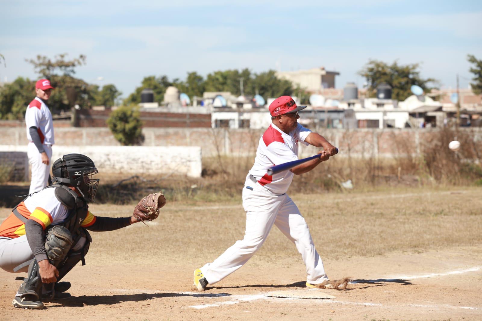 $!Las Higueras se adelanta en playoffs de Liga de Beisbol del Chololos
