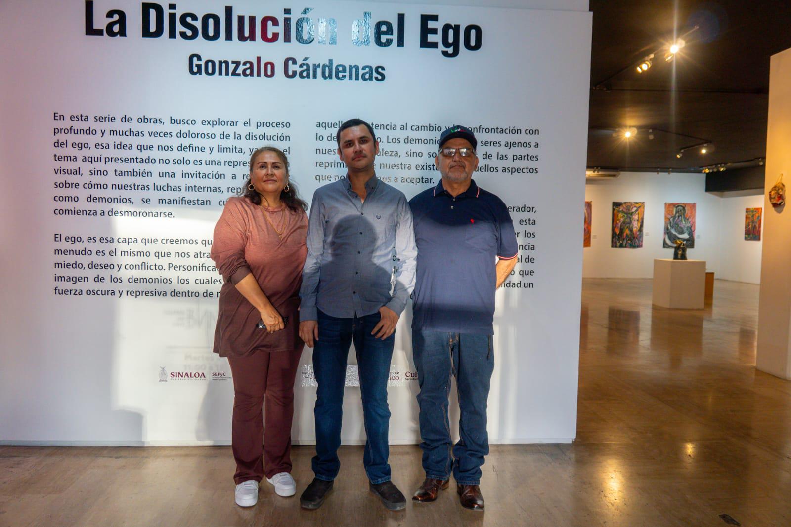 $!El artista estuvo acompañado de sus padres, Gonzalo Cárdenas y Andrea Álvarez.