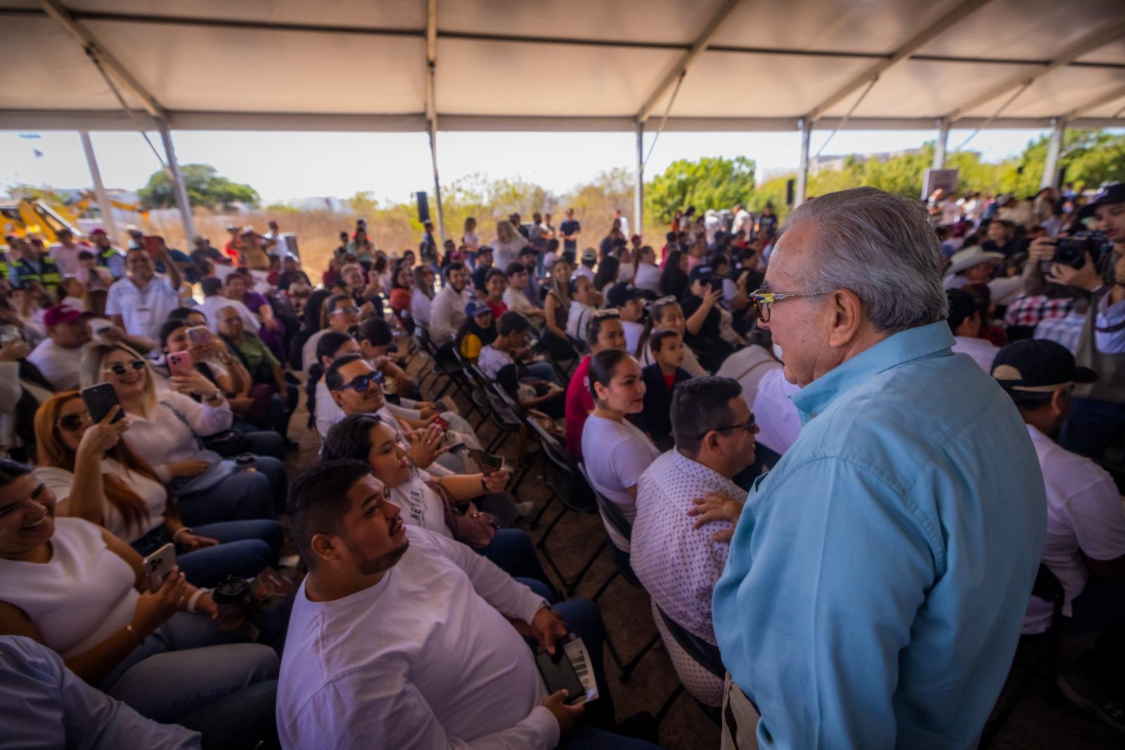 $!Colocan primera piedra de obra del cuarto Malecón en Culiacán; costará 601 millones de pesos