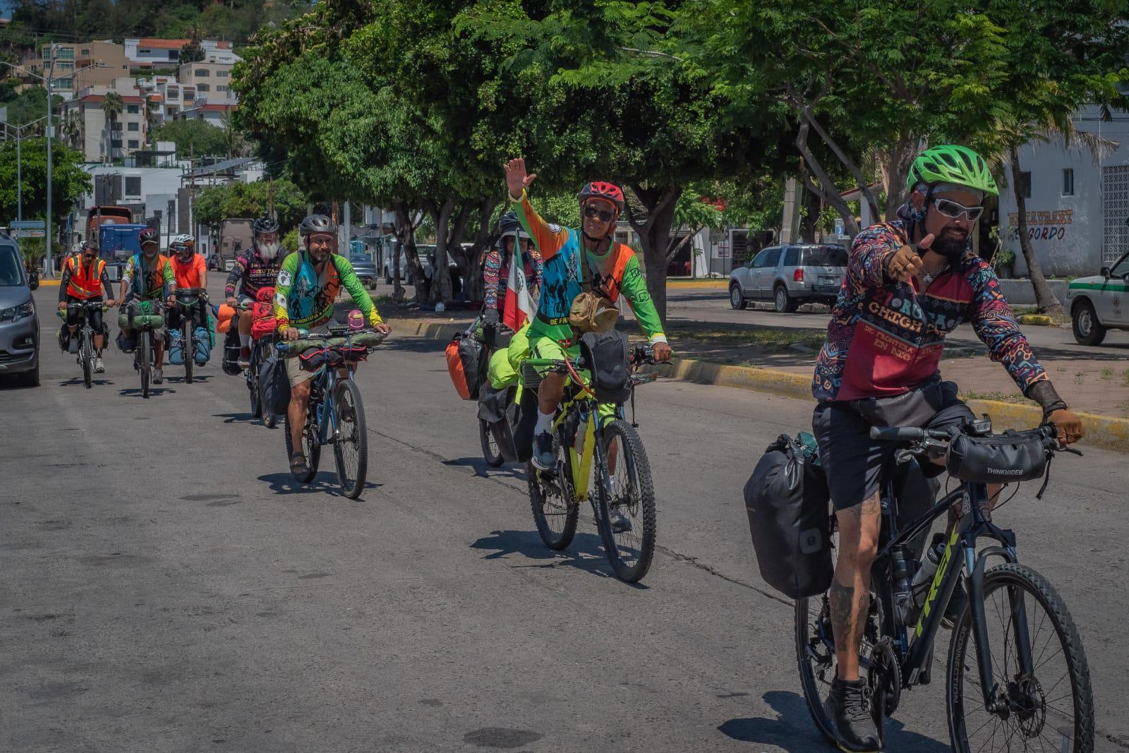 $!Ruta Chichimeca cumple 23 años y hace escala en Mazatlán rumbo a la frontera sur de México