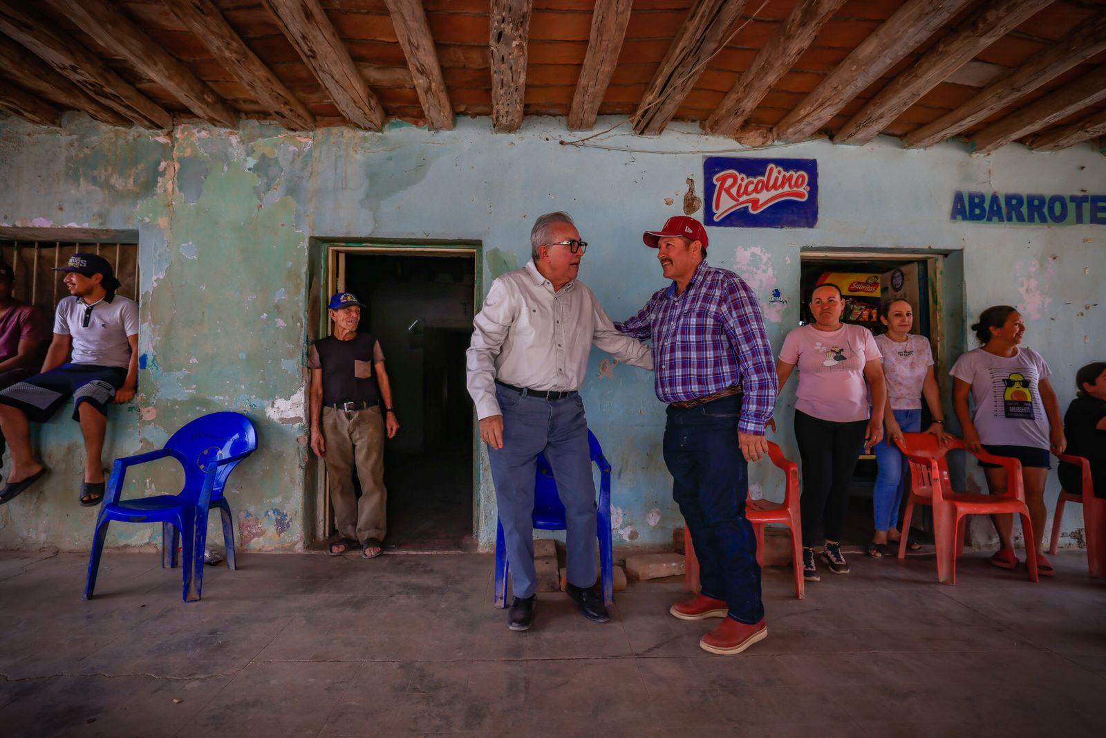 $!Inaugura Rocha Moya carretera que conecta poblados en Mocorito