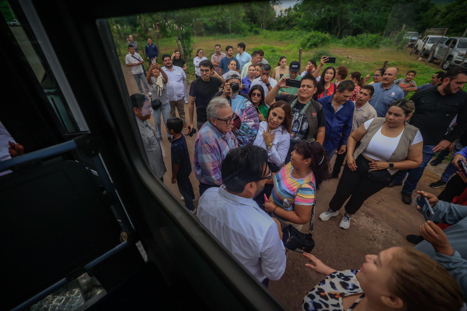 $!Entregan obras en las comunidades La Chilla y Las Flores, de la sindicatura de Tacuichamona