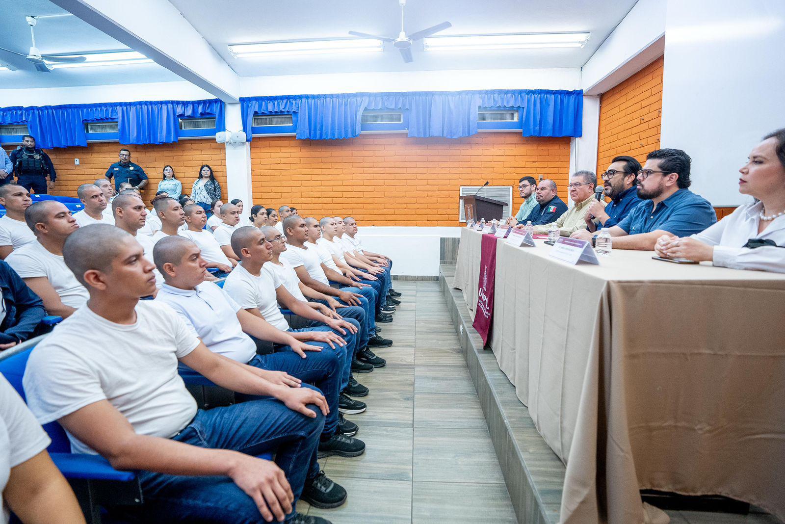 $!Alcalde de Culiacán da la bienvenida a nuevos cadetes en formación para ser policías