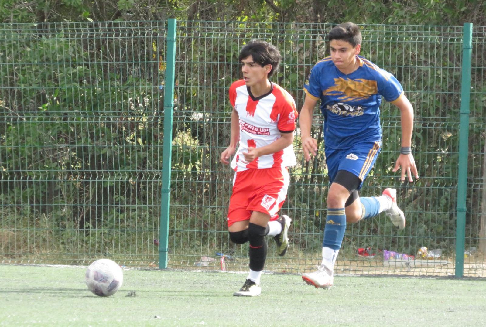 $!Buen inicio de Cbtis 51 y Cobaes 35 en la Copa Estudiantil