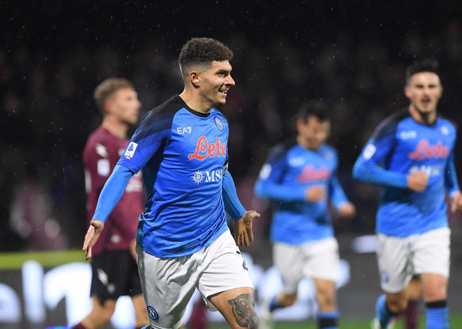 $!Ochoa evita goleada al Salernitana, pero caen ante Chucky y el Napoli