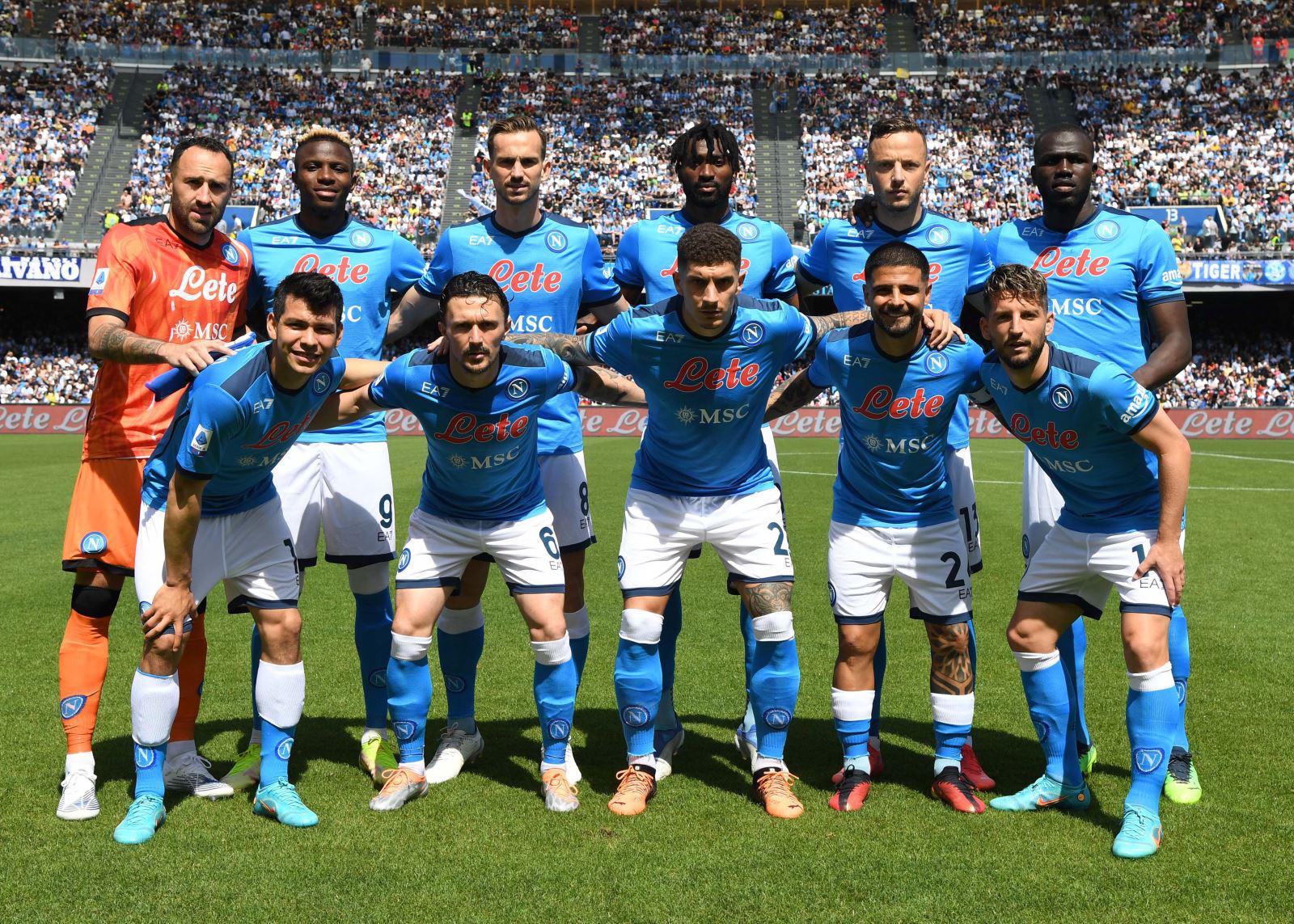 $!Chucky y el Napoli hunden al Genoa de Johan Vásquez