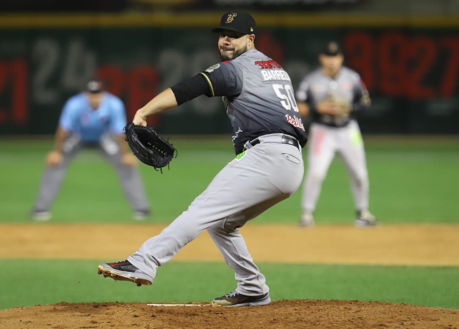 $!Venados pega de nuevo a Tomateros y está a la mitad del camino a la final