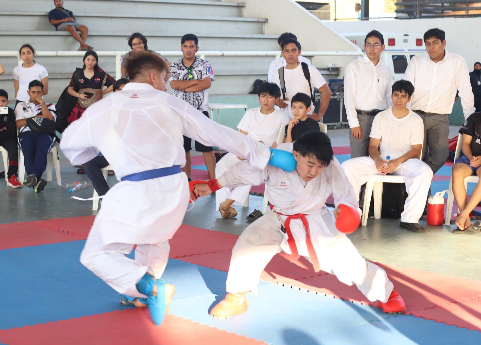 $!Moreno Bautista vuelve a ser la figura de la Copa Datemex de Karate