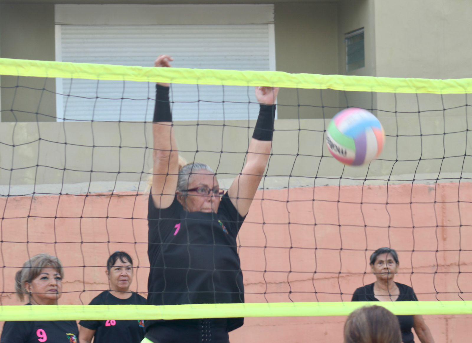 $!Mazatlán se corona campeón del primer Torneo de Cachibol Playero de Verano
