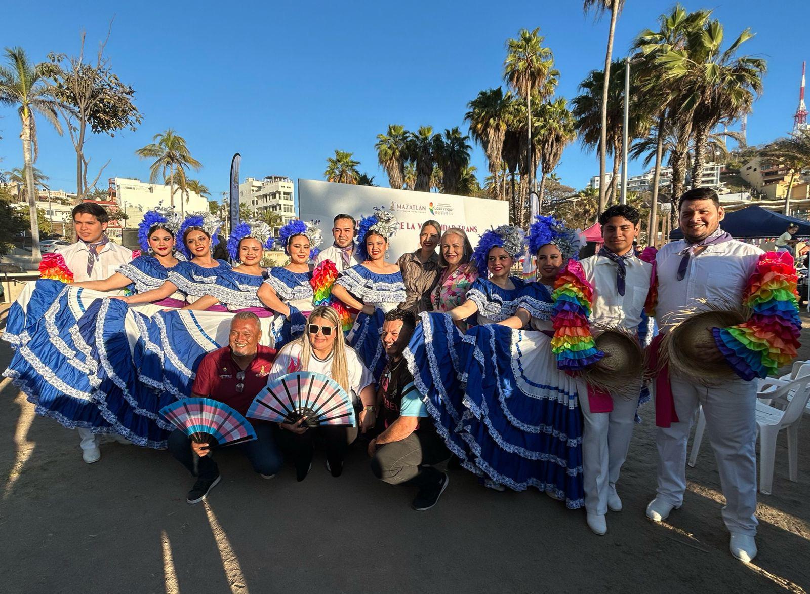 $!Realizan festival en pro de la visibilidad trans en Mazatlán
