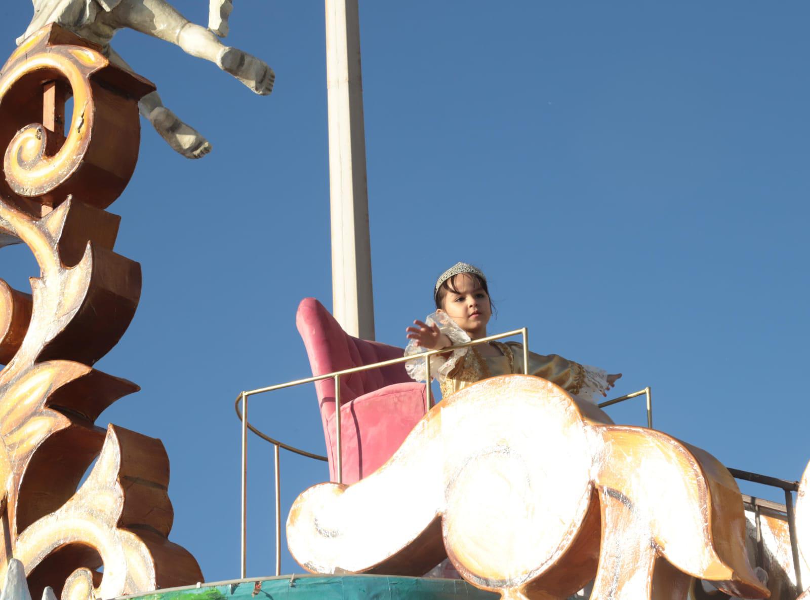 $!Aitana, la ‘Reinita’ viral del Carnaval de Mazatlán, lista para desfilar