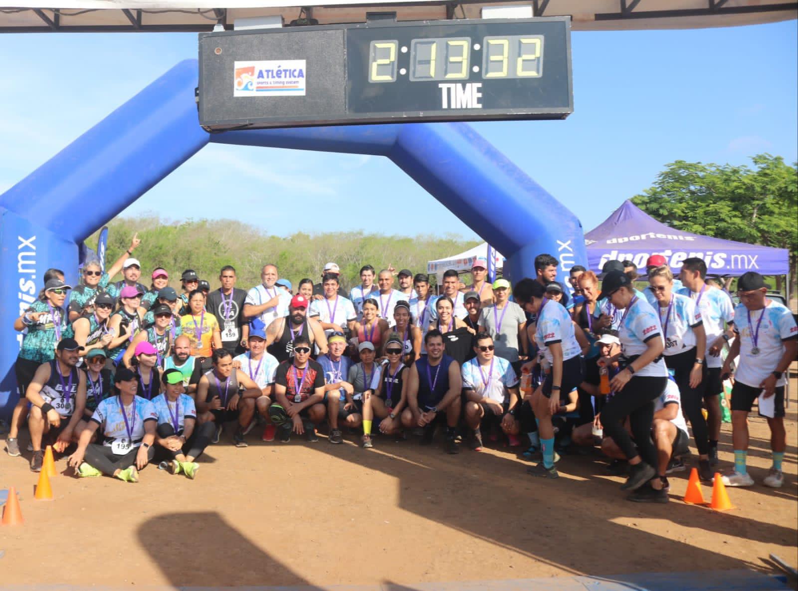 $!Ana Gabriela Solís y Juan de Dios Leyva ganan los 10K en pedestre Felices estar Vivos
