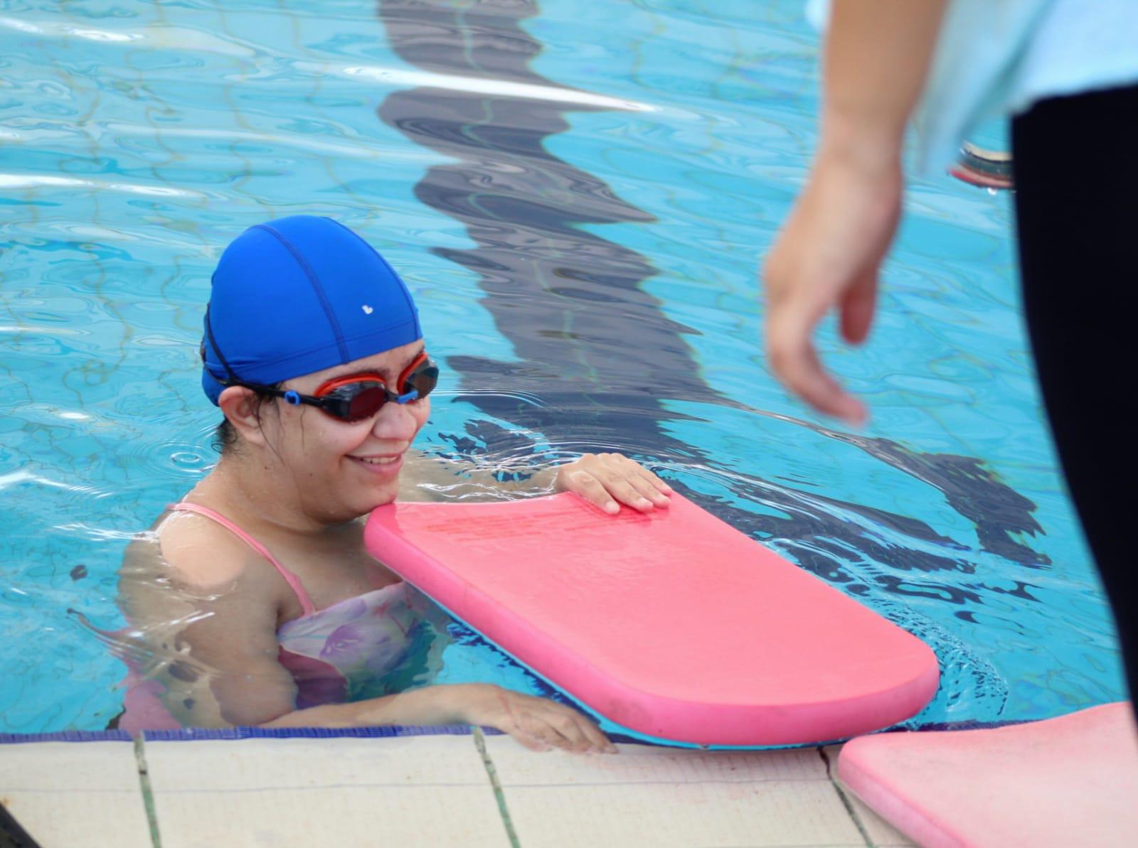 $!Joselin Guzmán Guillén, su pasión por el agua la lleva a incursionar en la natación adaptada
